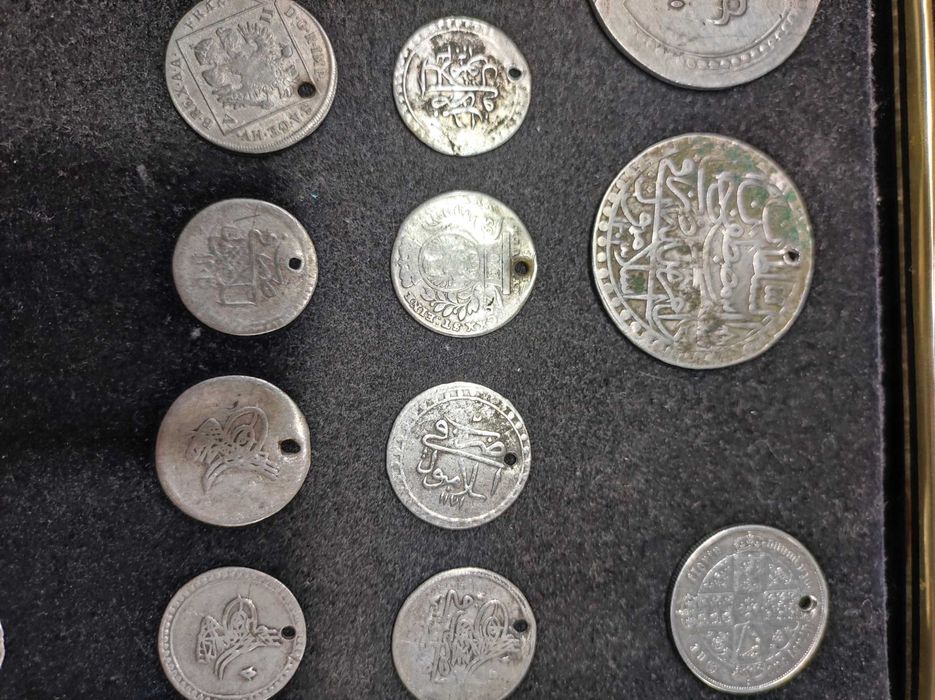 Сребърни монети 24. броя