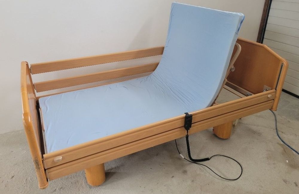 Pat medicinal cu telecomanda