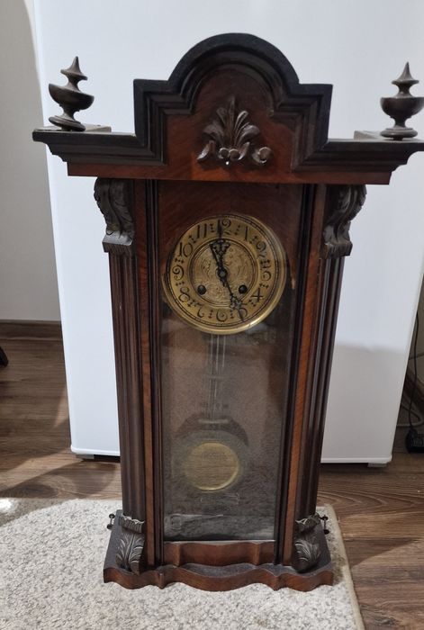 Ceas de perete cu pendul