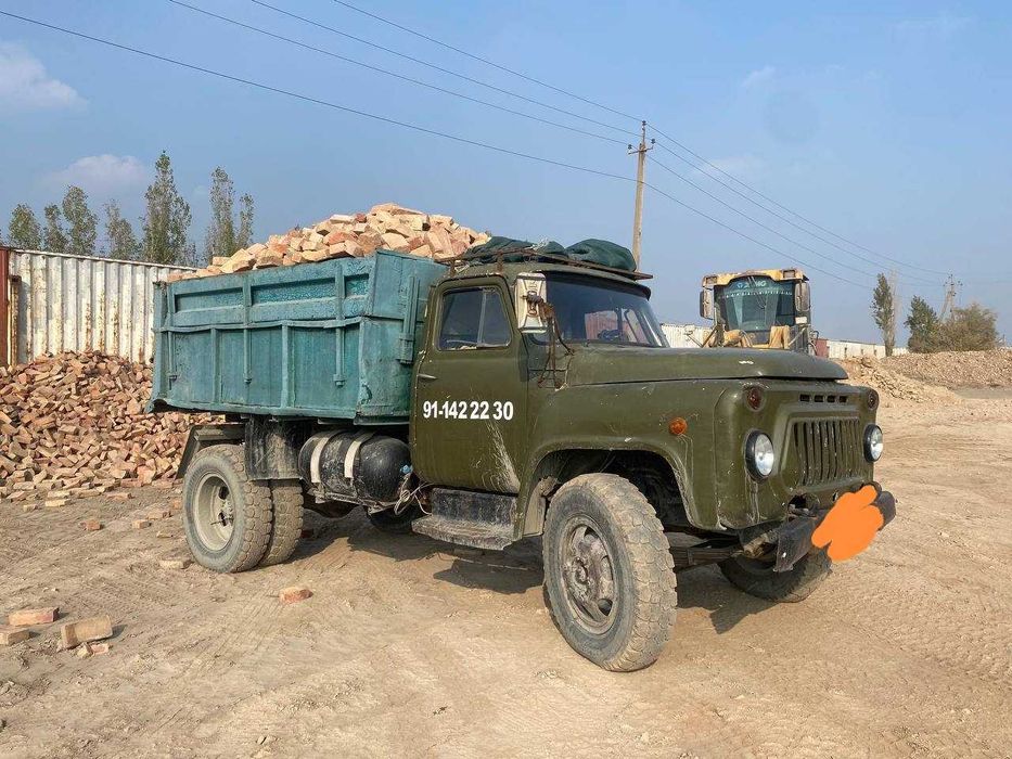 Gaz-52 samosval sotiladi