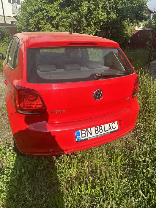 VOLKSWAGEN Polo 2010 — imagine 3