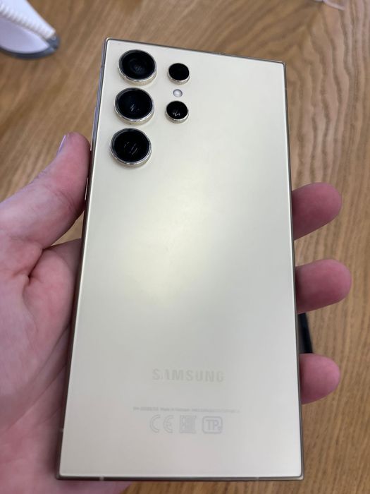 Samsung S24 Ultra 12/256