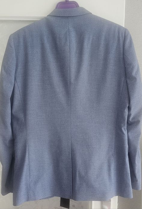 Мъжки костюм Н&М