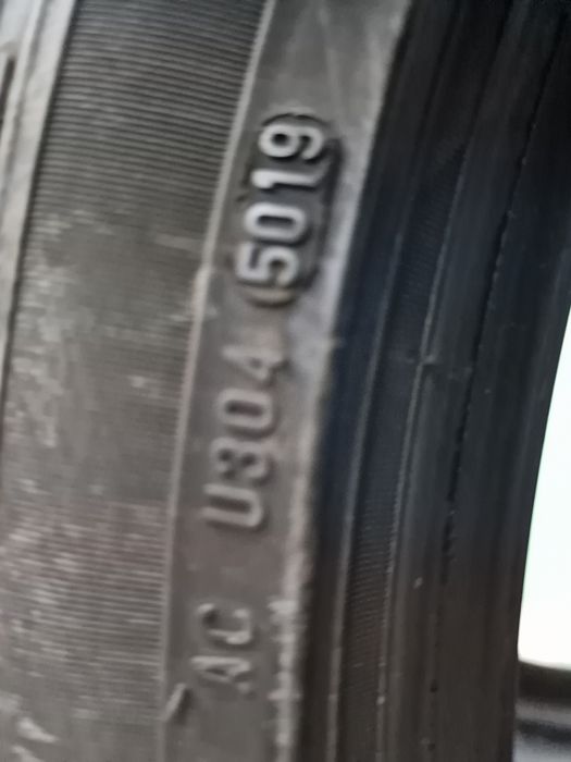 Anvelope 265/40R21 marca Pirelli,M+S,DOT 2019,6 mm