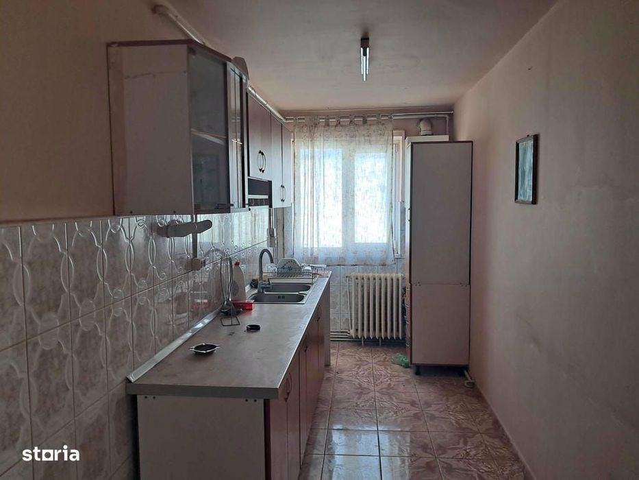Feldioara - strada Brazilor, Apartament cu 2 camere decomandat - 52 mp