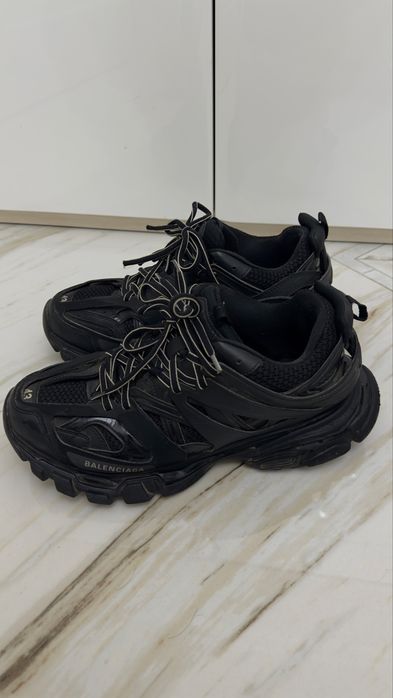 Balenciaga track 1 оригинал