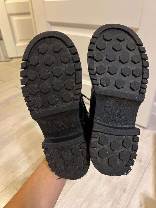 Ботинки Zara для девочек