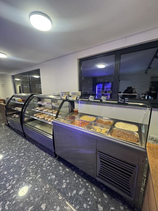 Холодильная витрина открытая