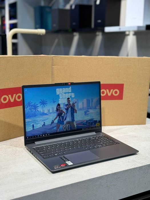 Lenovo IP 3/AMD R5 5625U/DDR4 8GB/SSD NVME 512GB/Display 15'6 FHD IPS
