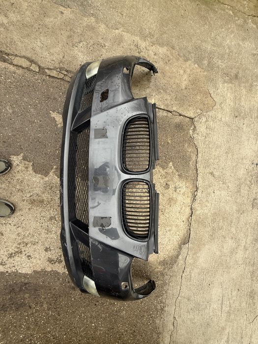 Предна броня за БМВ е92 пре фейс/ BMW e92 pre LCI