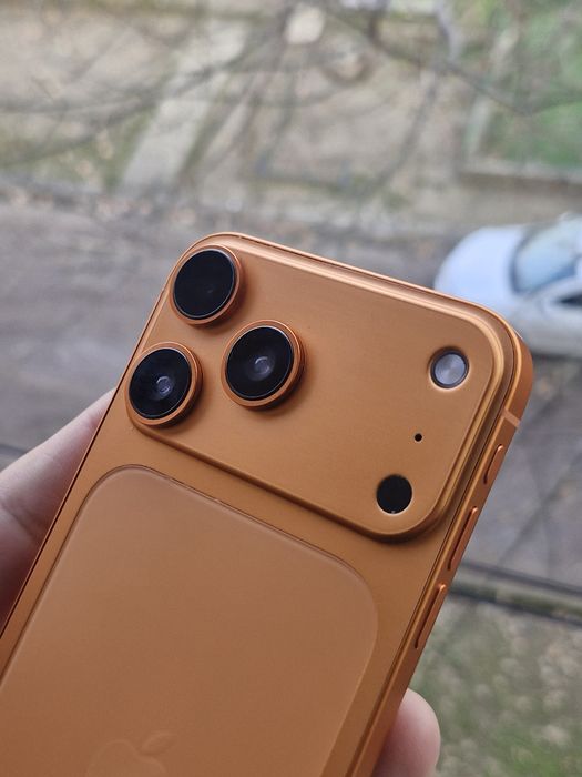 Iphone 17 Pro xr Orenj