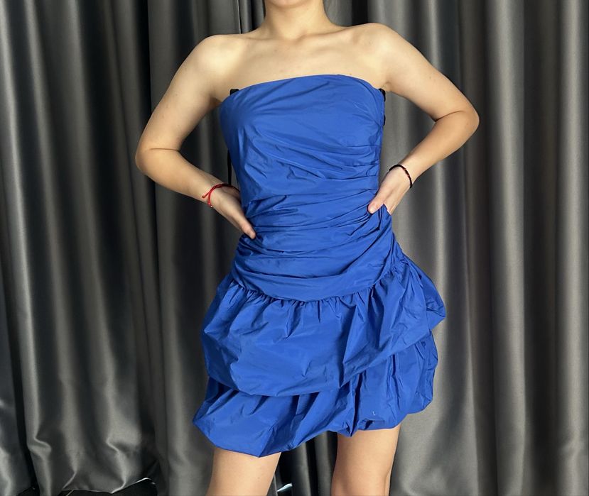 Синя официална рокля