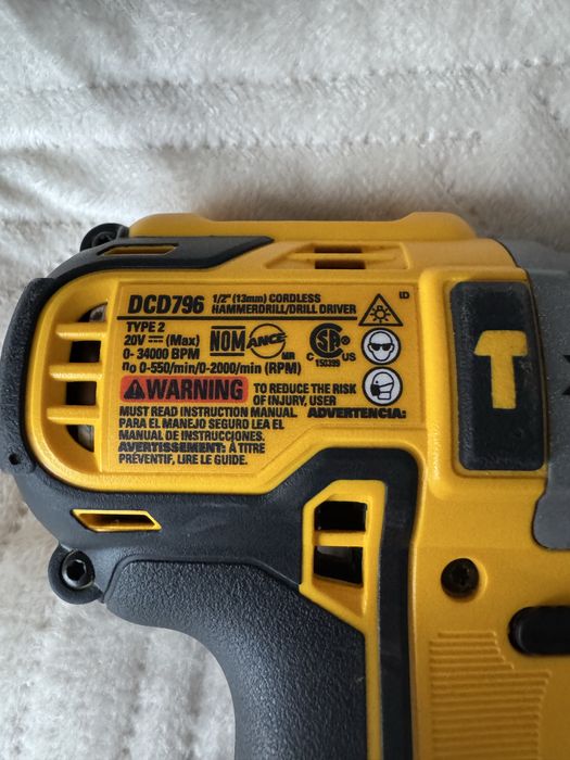 Продам ударная дрель и шуруповерт Dewalt оригинал