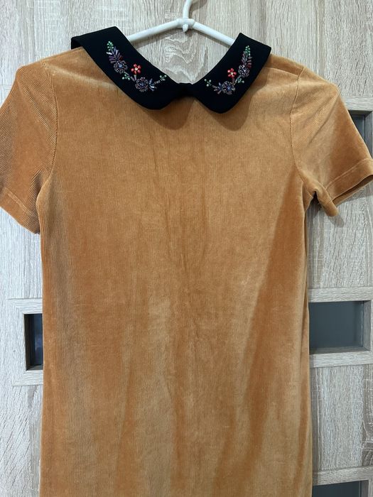 Красива есенна рокля