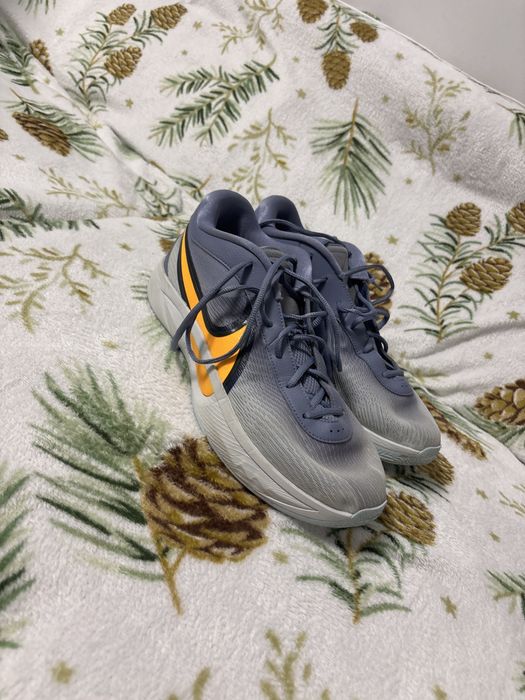 Vand adidasi freak 6