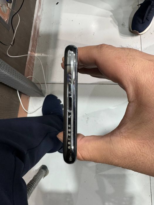 Iphone XS ideal telefon chaqa chuqa yoq face id yo karobka yo 72 yomks