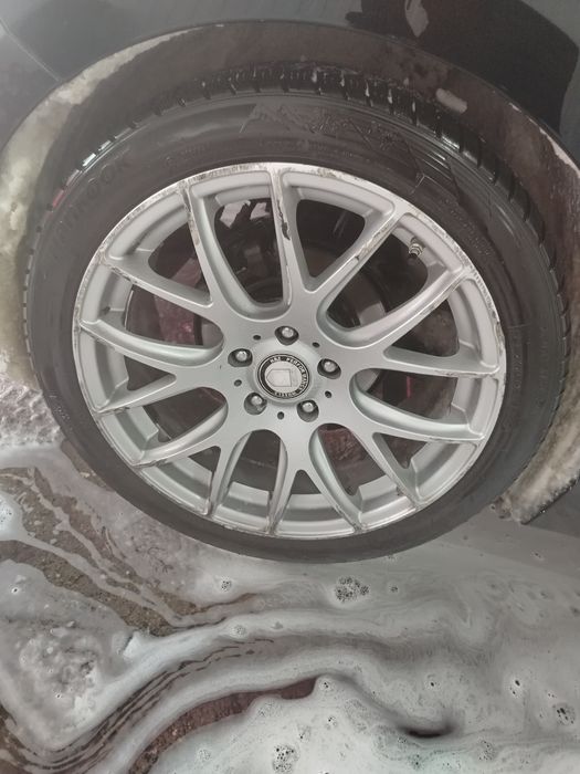 Автошины б/у в отличном состоянии.