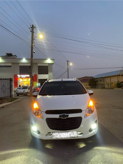 Spark sotiladi 2012 gaz bor