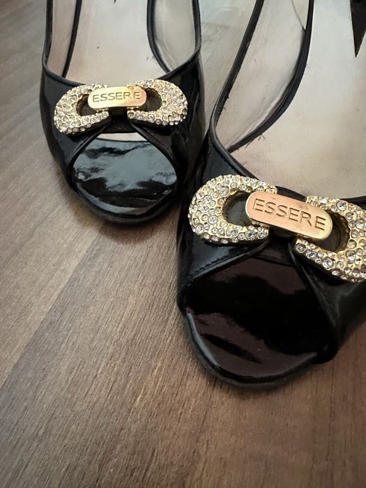 Туфли лаковые новые