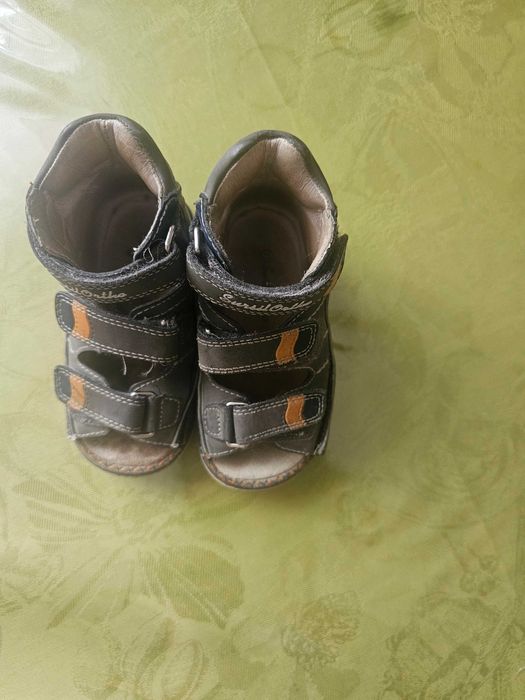 Ортопедические сандали