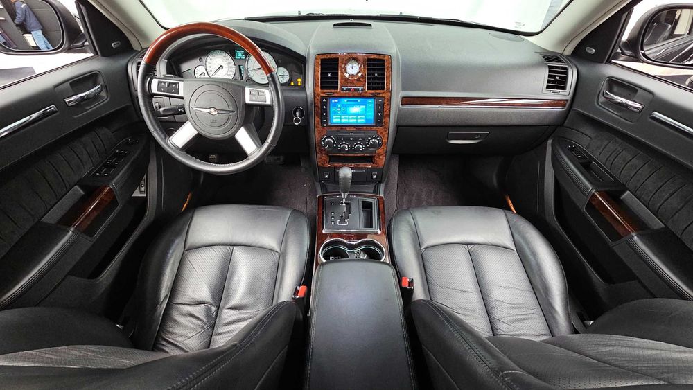 Chrysler 300C 2.7 autogeorge.com