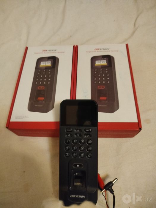 HIKVISION model ds-K1T804EF