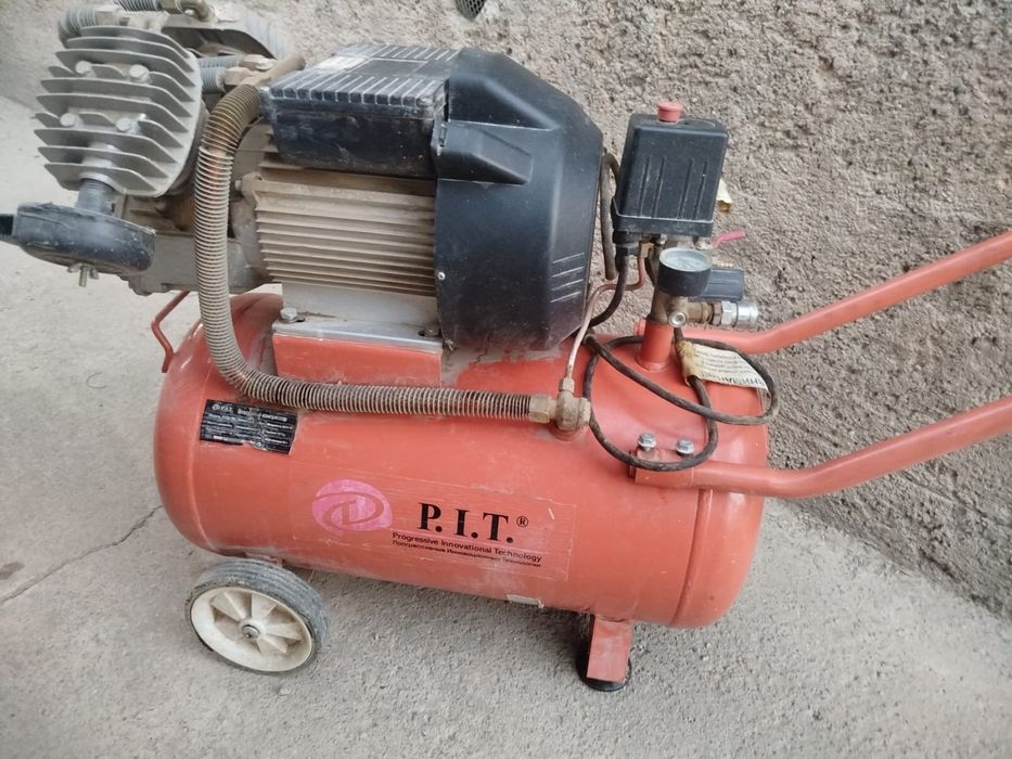 Продам компрессор 50л