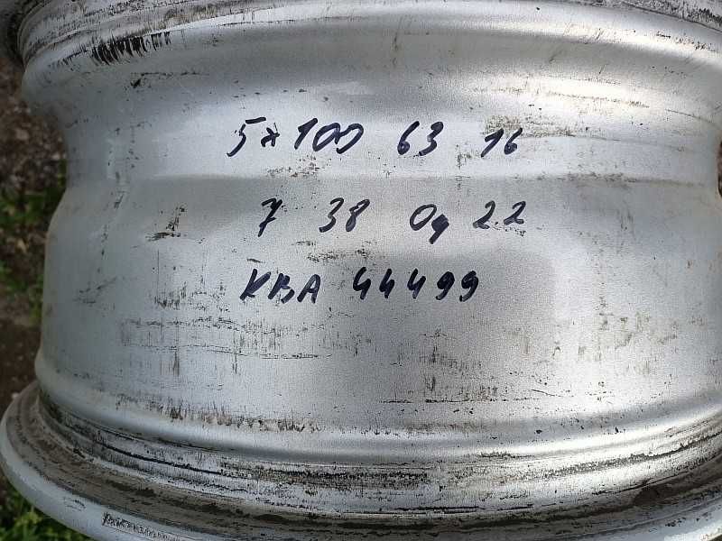 Продам оригинальные легкосплавные диски