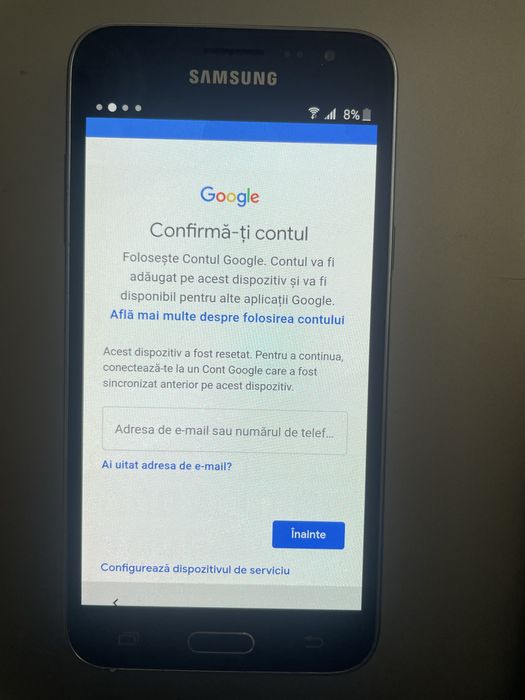 Vand sau la schimb Samsung j3 2015