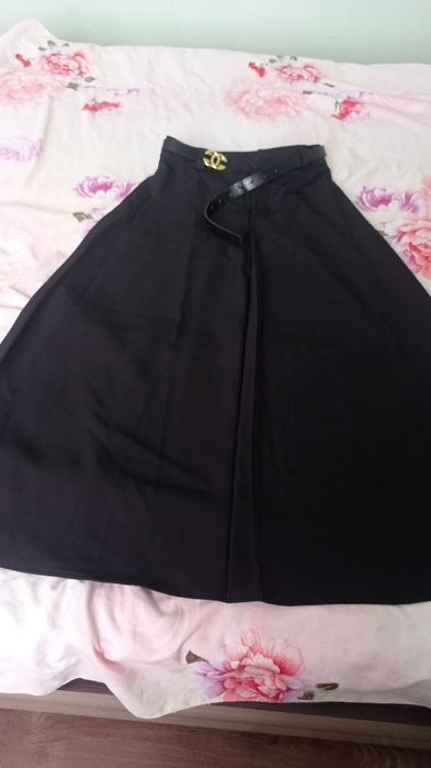 Продам черную юбку