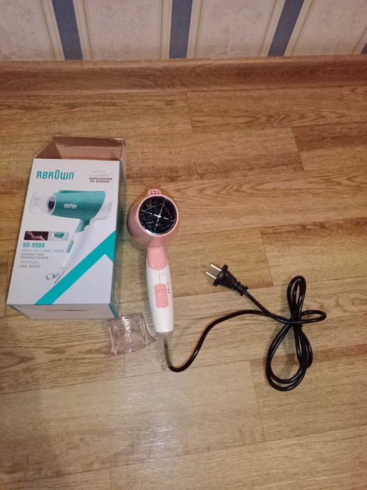 Продам абсолютно новый фен для волос — в упаковке