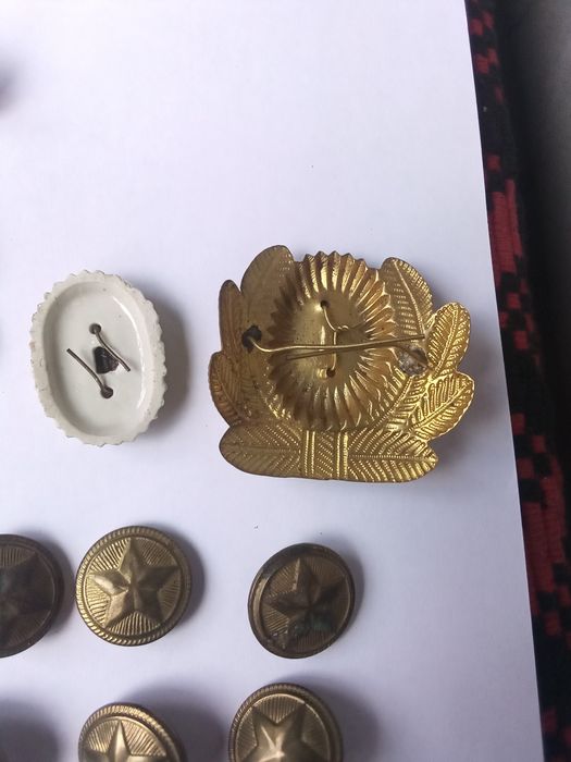 Военникопчета. Кокарди и монета.