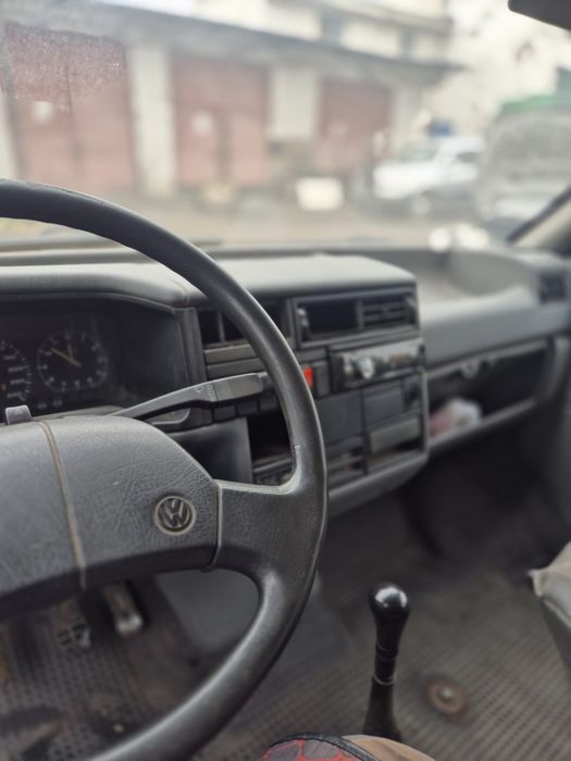 Продам автомобиль Volkswagen Transporter