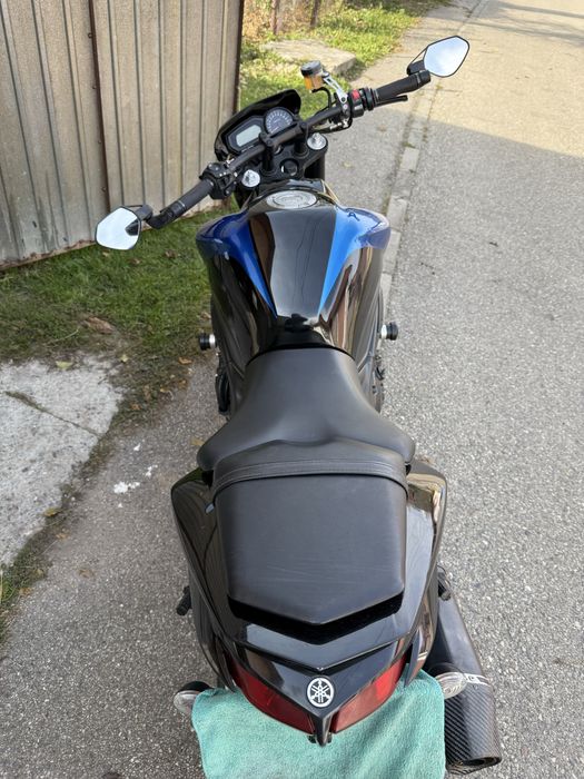 Motocicleta Yamaha fz1 naked