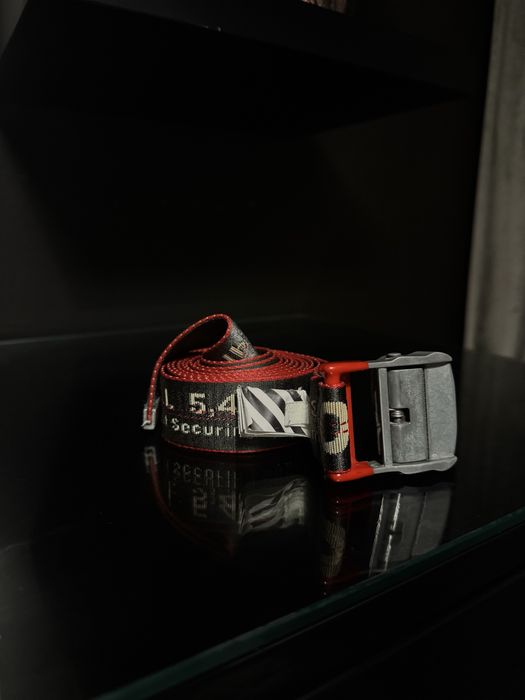 Curea Iconic Off  White