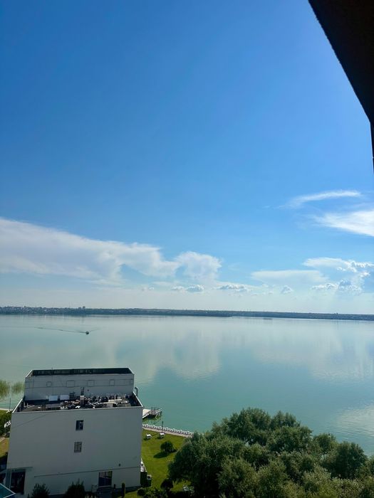 Cazare Apartament Mamaia. Vedere Lac si la Mare.