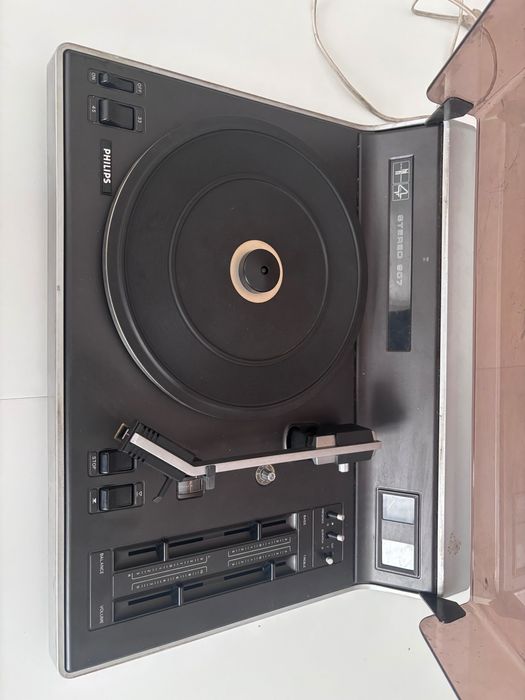 Грамофон Phillips Stereo 907
