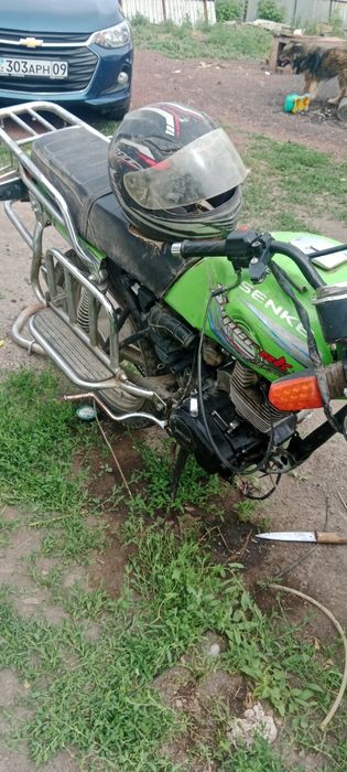 Продам мотоцикл сенке 200