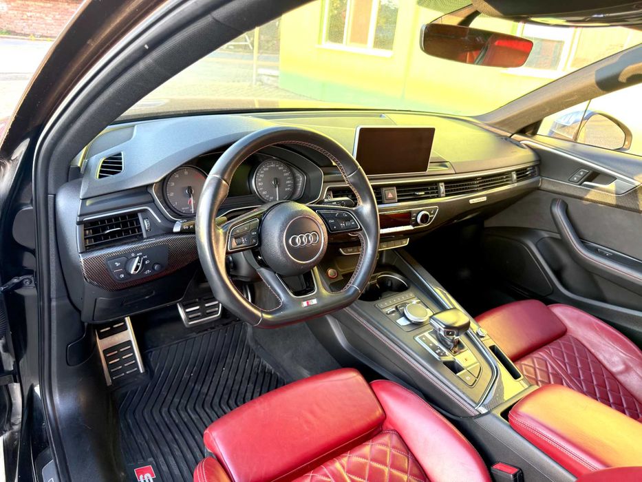 AUDI A4 S4 B9 3.0TFSI На Части