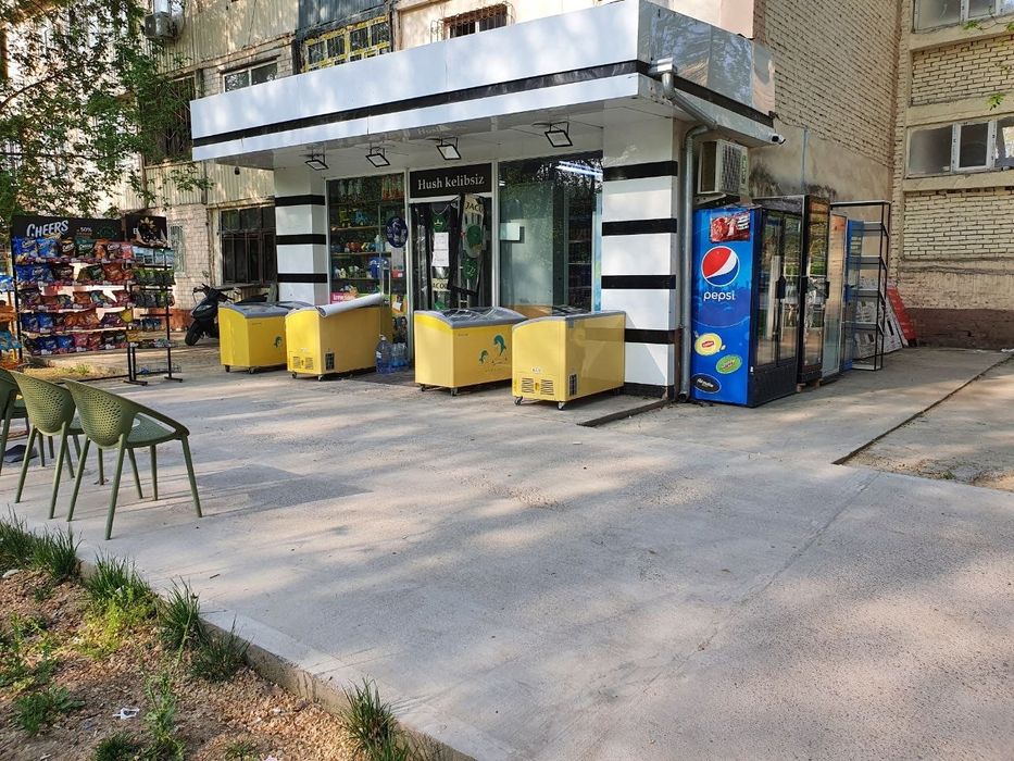 Магазин падофис сотилади