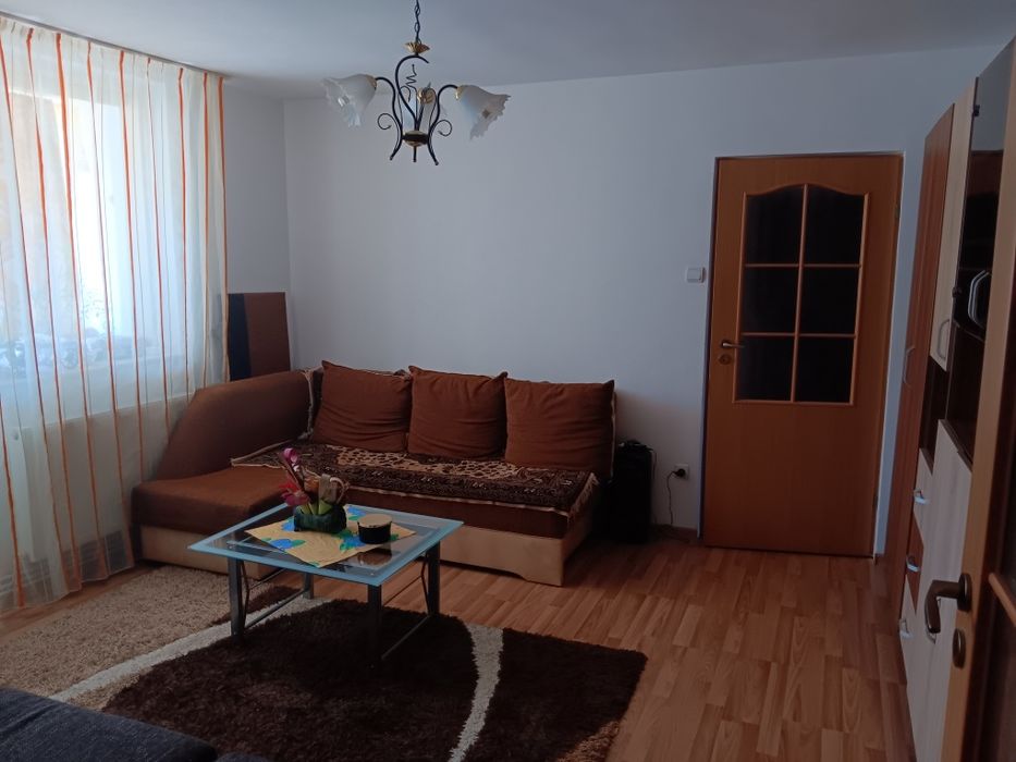 Schimb apartament 2 camere  cu altul mai mare sau casa