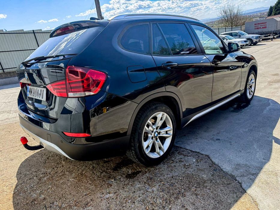 BMW X1 2012 — imagine 3