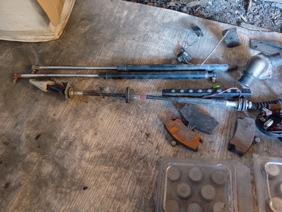 Запчасти на Приору