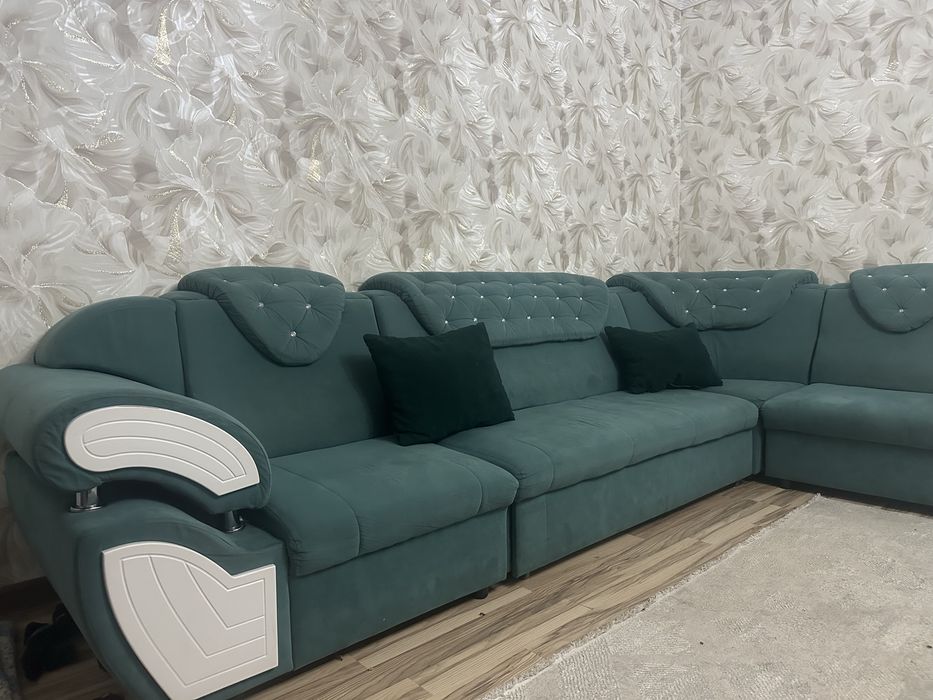 Продам диван в хорошем состоянии