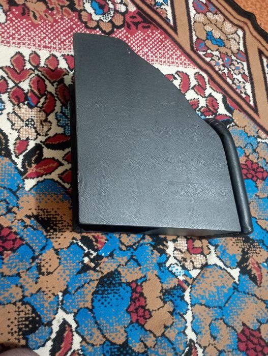 Подлокотник для авто универсальный