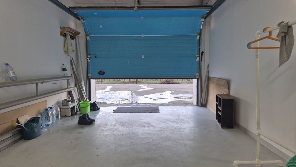 Сдам Гараж теплая