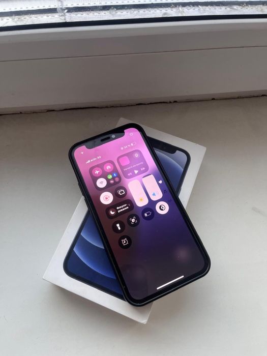 Айфон 12 мини срочна