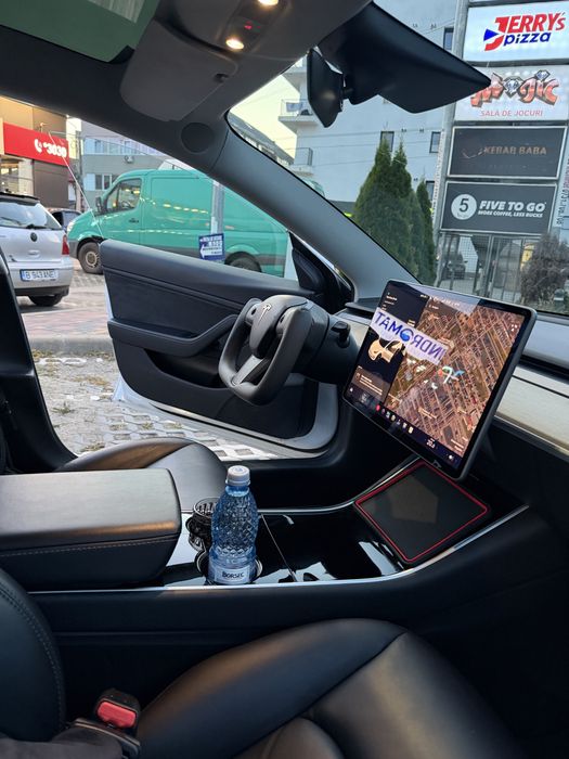 TESLA Model 3 2020 — imagine 7