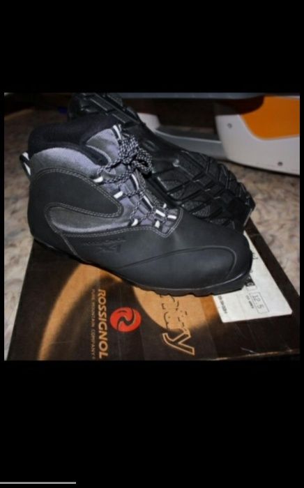 Лыжные ботинки Rossignol