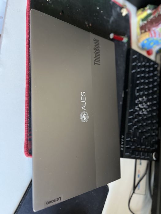Ноутбук lenovo thinbook